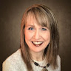 Meet your Posher, Jennifer jones